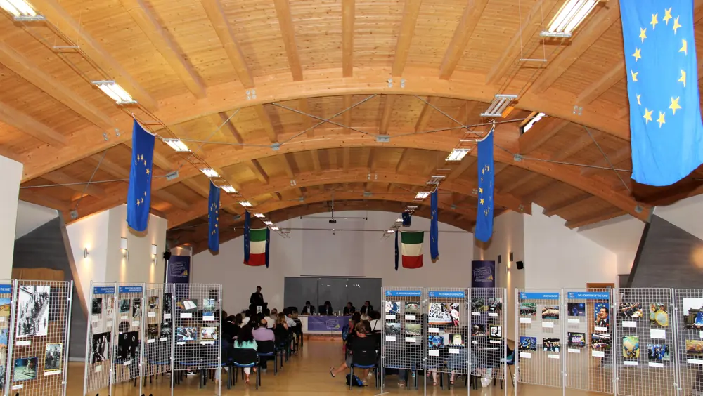 La mostra "L'Italia in Europa - L'Europa in Italia" a Ventotene La mostra "L'Italia in Europa - L'Europa in Italia" a Ventotene