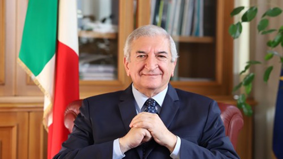 Ministro Foti, Italia guida nella nuova strategia UE su asilo e rimpatri