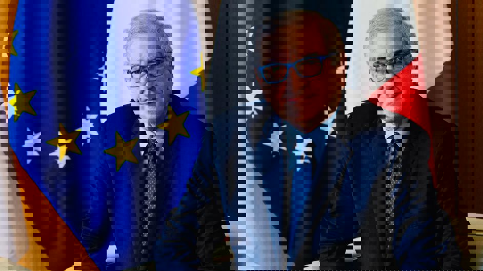 Ministro Foti: "Rischio invasione di prodotti da Pechino, serve una barriera UE" 