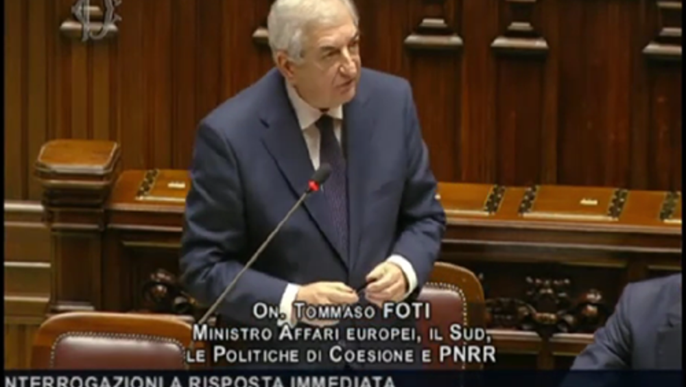 Question time del Ministro Foti alla Camera Question time del Ministro Foti alla Camera