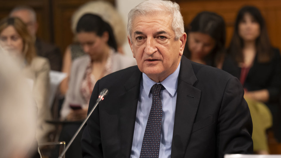 Il Ministro Foti ospite di Caffè Europa